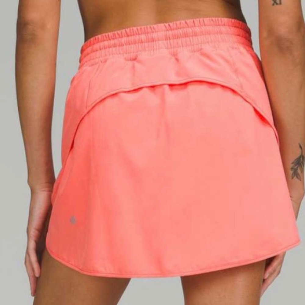 Lululemon Hotty Hot HR Skirt, NWT, size 10